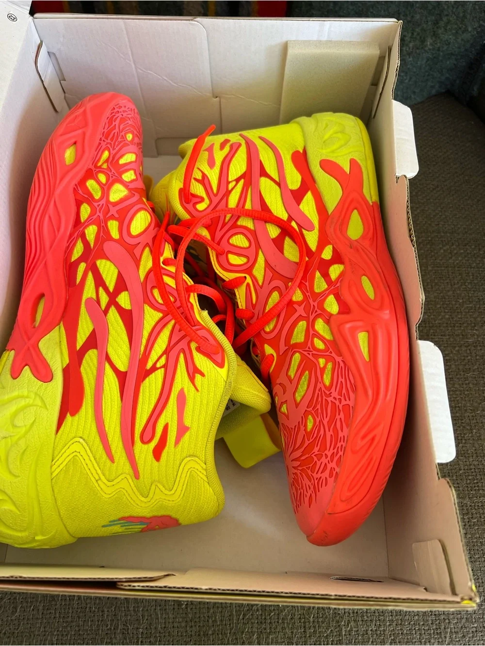Puma Lamelo MB.04 1Love  pink alert yellow alert mens size 10